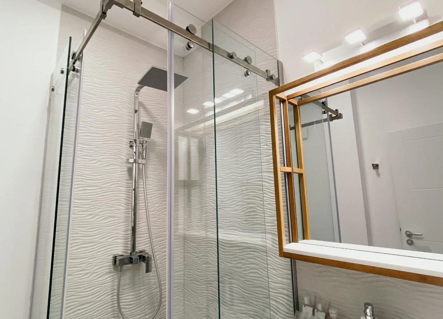 Exclusive Apartment In The Center Of Bucharest Romania