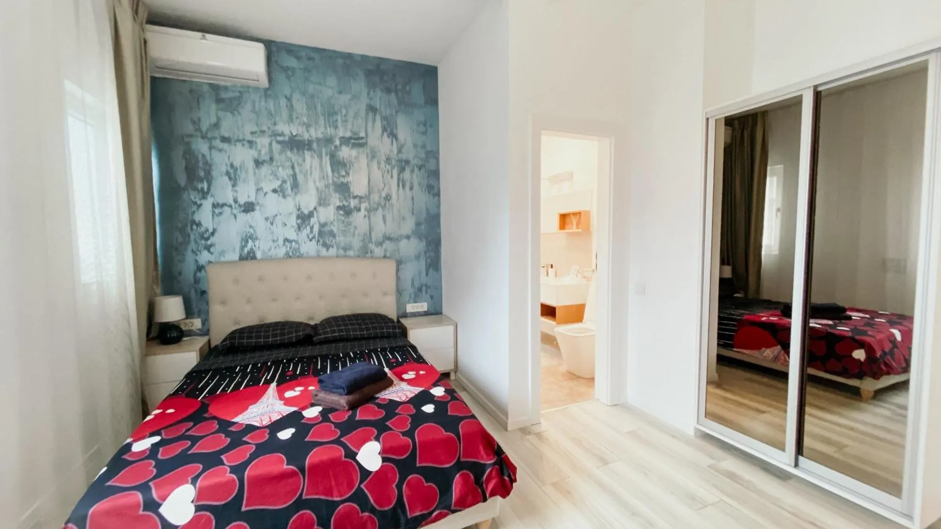 Exclusive Apartment In The Center Of Bucharest Romania